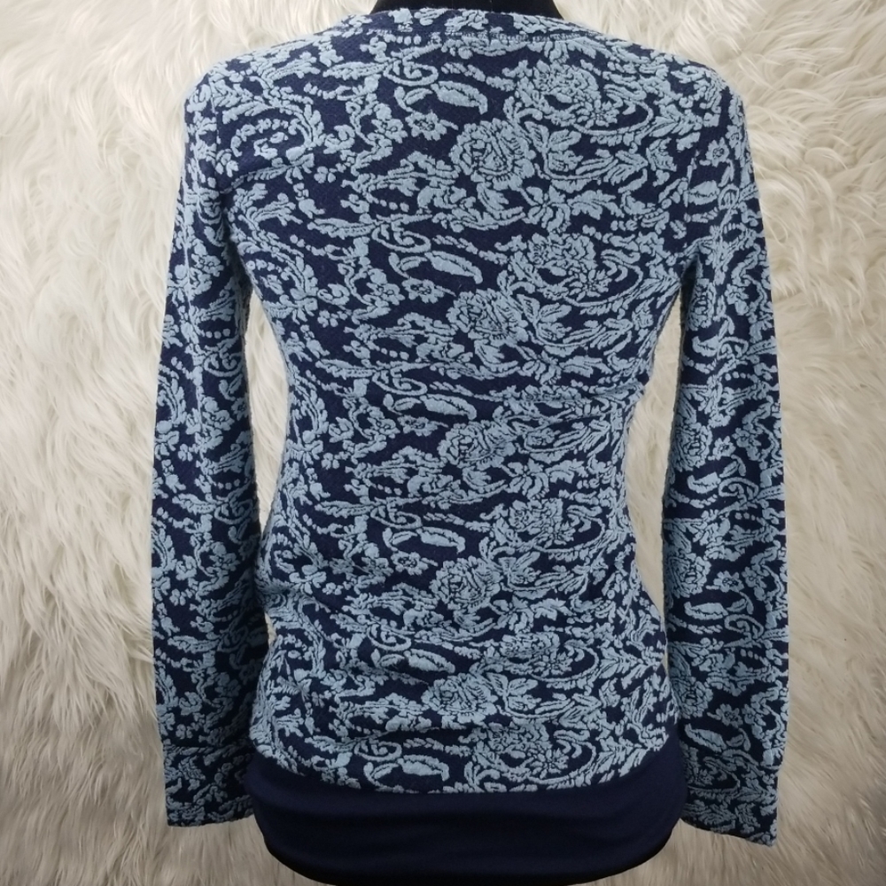 Splendid Sweater - Picture 3 of 8